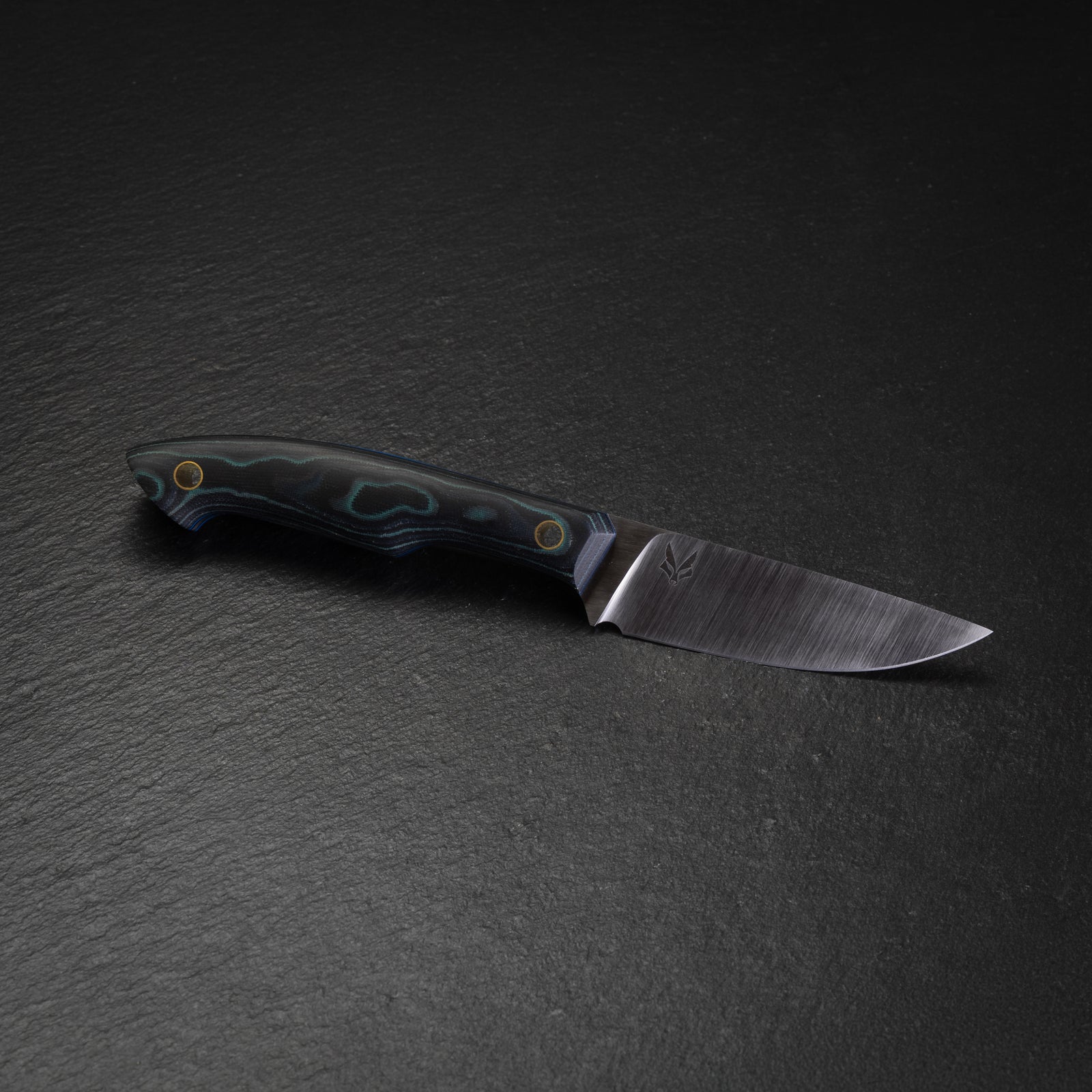Fennec - Magnacut/Blue Virus Micarta